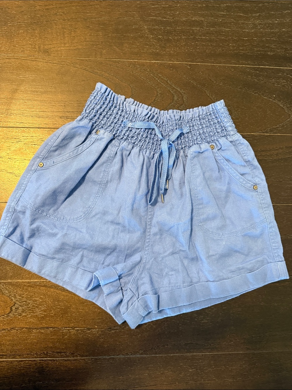High-Waist Smocked Light Blue Women's Shorts with Drawstring